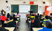 中兴小学开展《中小学生守则》学习活动